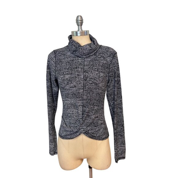 Lululemon Melodic Movement Long Sleeve Twillines White Black 8 - Picture 4 of 7